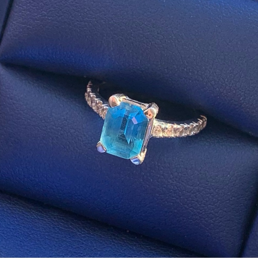 Custom made ring - Picture 2 of 7